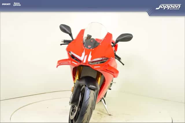 Ducati Panigale V4S (2025) thumbnail 4