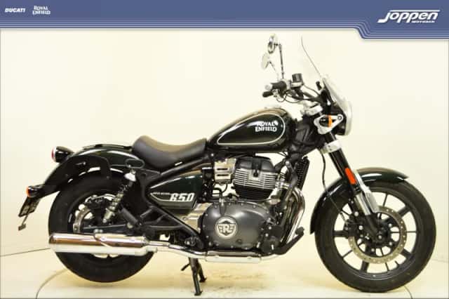 Royal Enfield Super Meteor 650 (2024) thumbnail 1