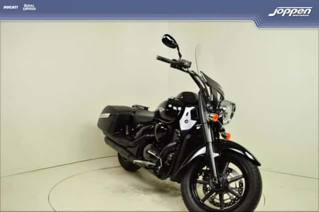 Suzuki C1500 (2015) thumbnail 3