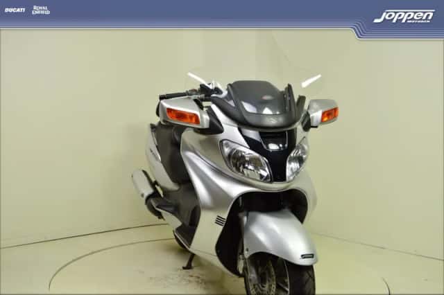 Suzuki AN 650 Burgman (2003) thumbnail 3