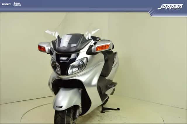 Suzuki AN 650 Burgman (2003) thumbnail 4