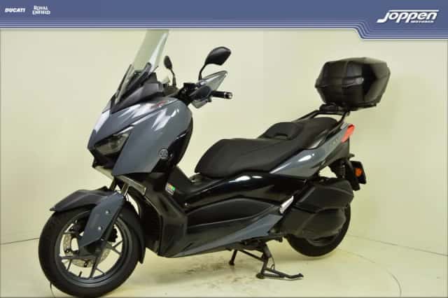 Yamaha X-MAX 300 (2021) thumbnail 5