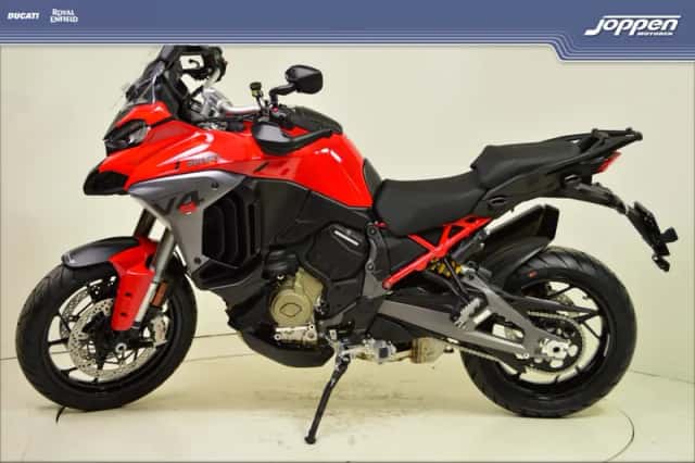 Ducati Multistrada V4S (2026) thumbnail 6