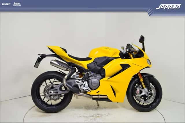 Ducati Panigale V2S (2026) thumbnail 1