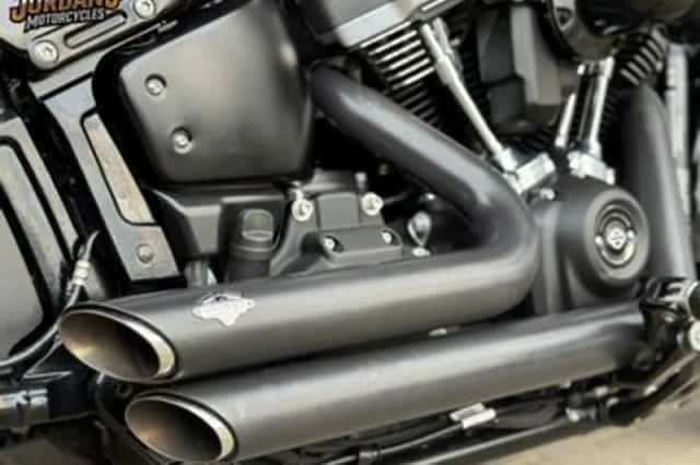 Harley-Davidson Street Bob (2018) thumbnail 2