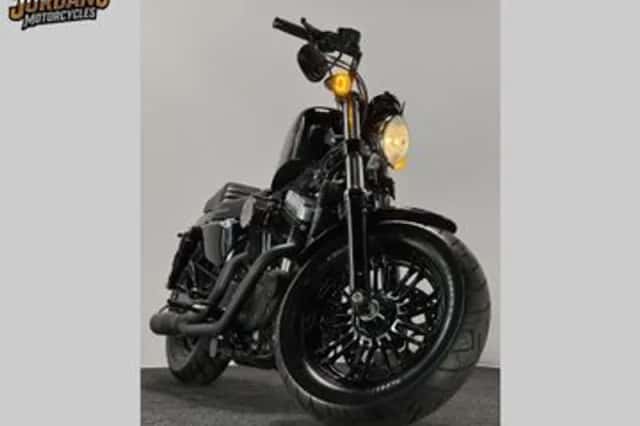 Harley-Davidson Sportster (2021) thumbnail 2
