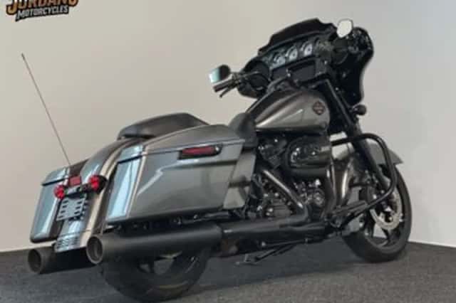 Harley-Davidson Street Glide Special (2021) thumbnail 4