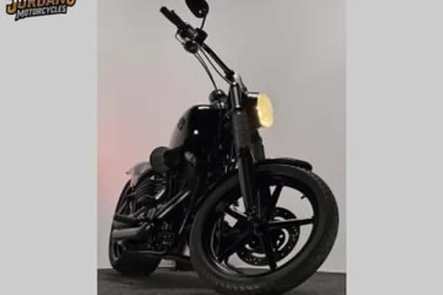 Harley-Davidson Rocker (2010) thumbnail 2