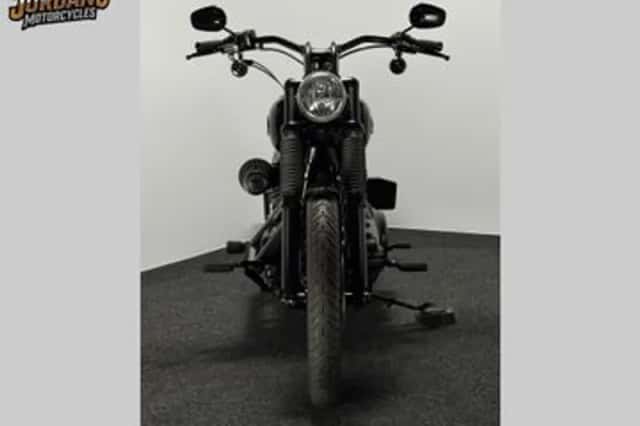 Harley-Davidson Rocker (2010) thumbnail 5