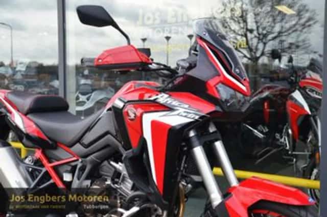Honda CRF1100L (2020) thumbnail 2