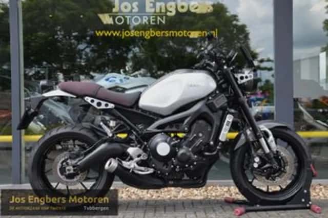 Yamaha XSR900 (2016) thumbnail 1
