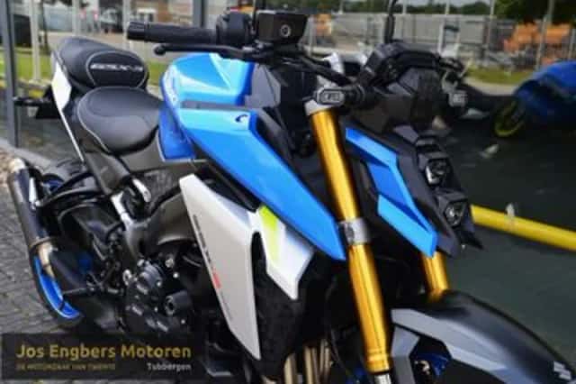 Suzuki GSX-S1000 (2021) thumbnail 2