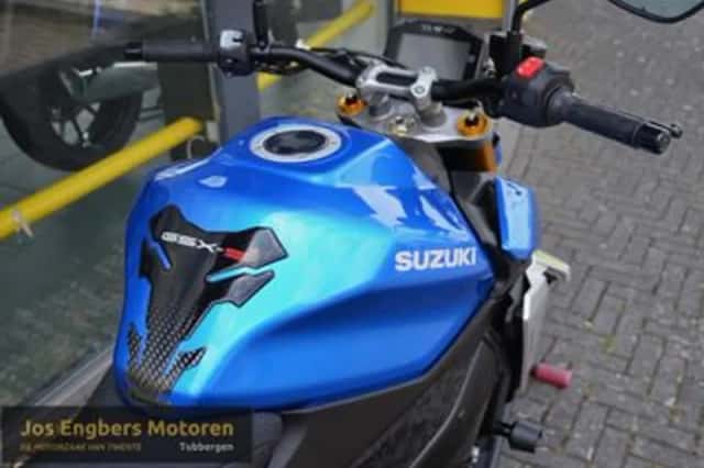 Suzuki GSX-S1000 (2021) thumbnail 4