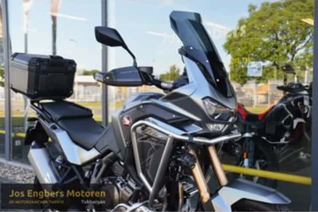 Honda CRF1100L Africa Twin Adventure Sports (2023) thumbnail 2