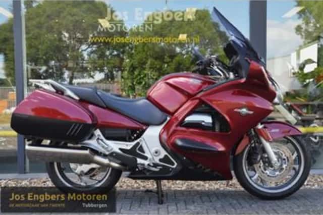 Honda ST 1300 PAN European (2005) thumbnail 1