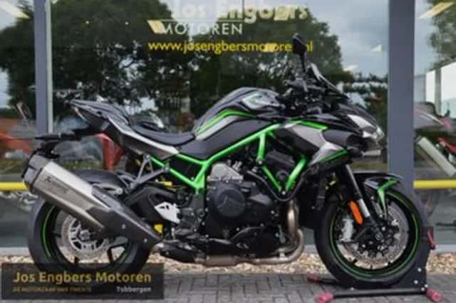 Kawasaki Z H2 (2022) thumbnail 1