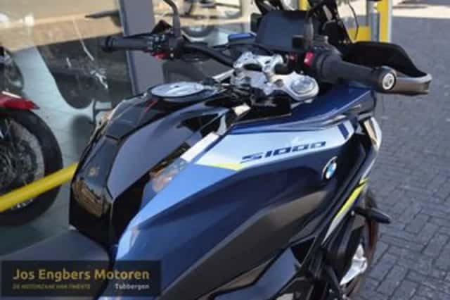 BMW S 1000 XR (2024) thumbnail 4