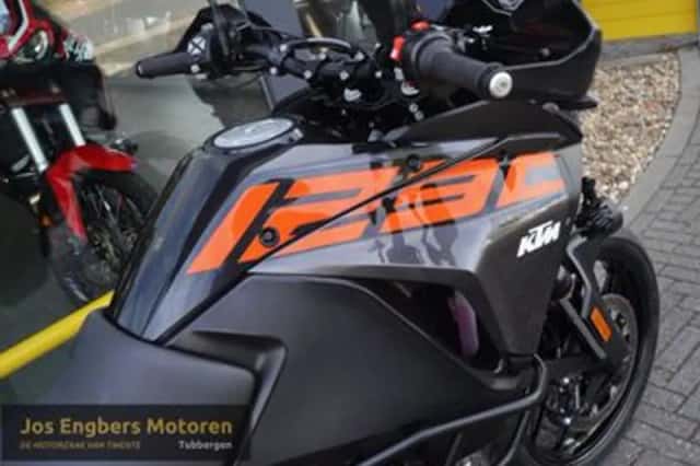 KTM 1290 Super Adventure S (2018) thumbnail 4