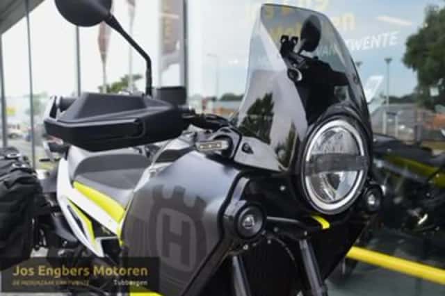 Husqvarna Norden 901 (2022) thumbnail 3