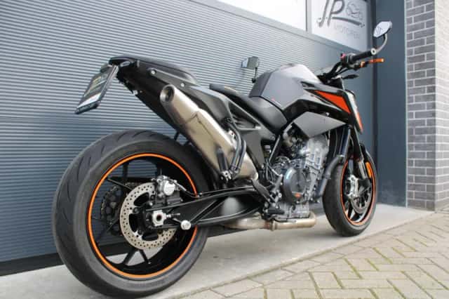KTM 790 Duke (2021) thumbnail 6