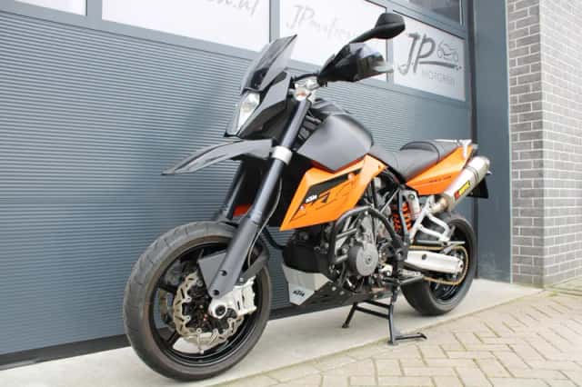 KTM 990 Supermoto (2008) thumbnail 1
