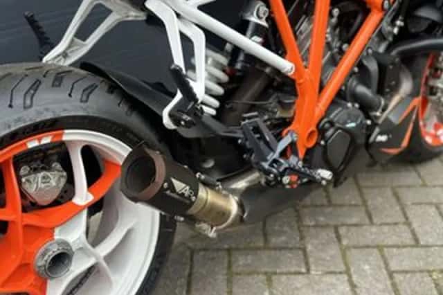 KTM 1290 SuperDuke R (2014) thumbnail 6