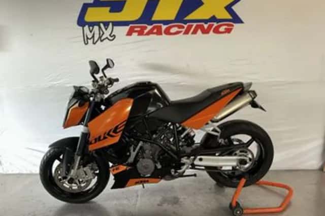 KTM 990 Super Duke (2007) thumbnail 4