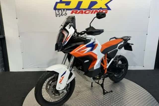 KTM 1290 Super Adventure R (2023) thumbnail 3