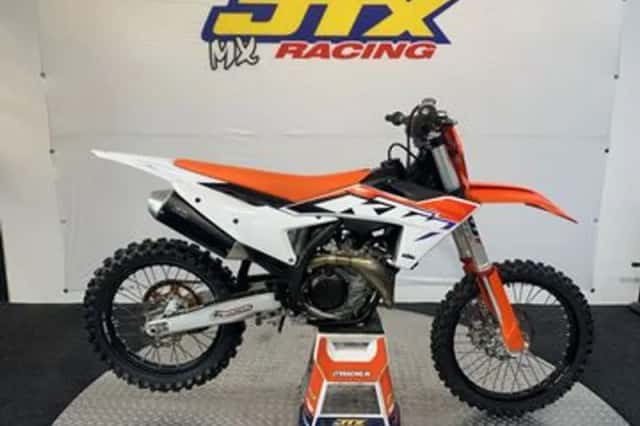 KTM 450 SX-F (2023) thumbnail 1