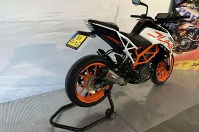 KTM 390 Duke (2017) thumbnail 3