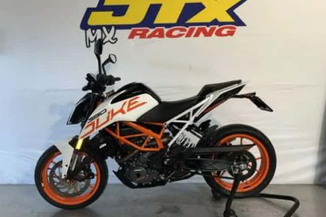 KTM 390 Duke (2017) thumbnail 4