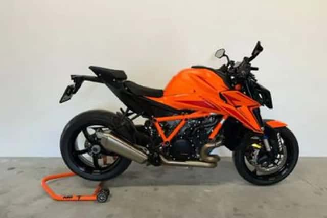 KTM 1390 Super Duke R EVO (2025) thumbnail 1