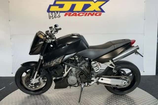 KTM 990 Super Duke (2005) thumbnail 6