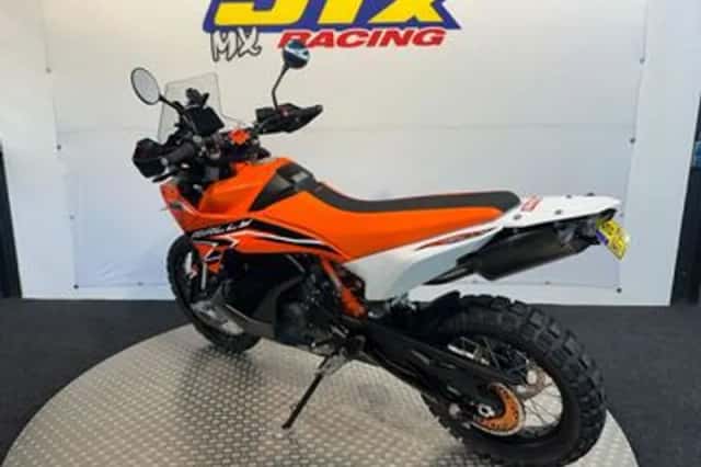 KTM 890 Adventure (2024) thumbnail 5