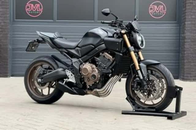 Honda CB650R (2024) thumbnail 1