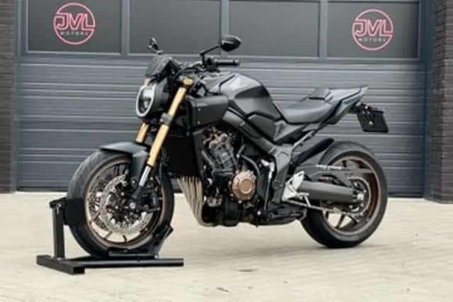 Honda CB650R (2024) thumbnail 3