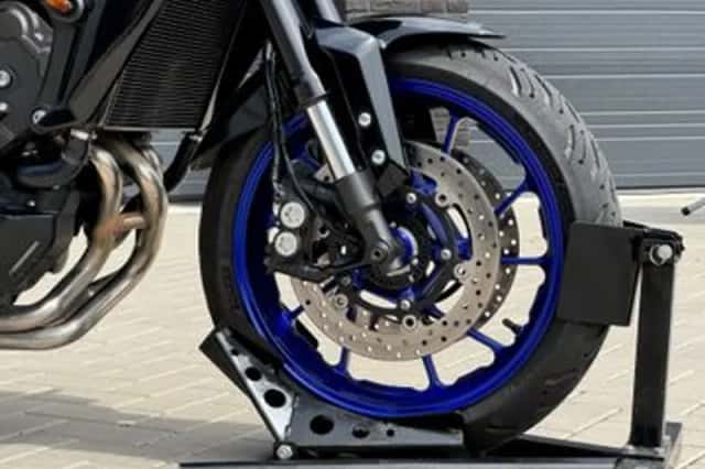 Yamaha MT-09 (2019) thumbnail 6