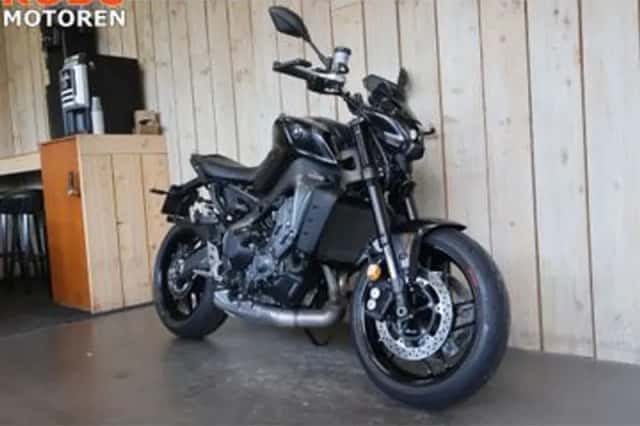 Yamaha MT-09 (2021) thumbnail 2