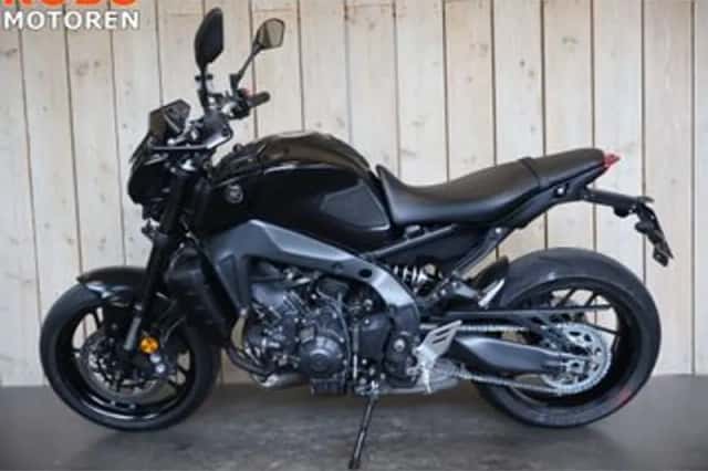 Yamaha MT-09 (2021) thumbnail 3