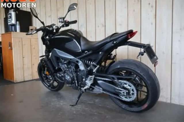 Yamaha MT-09 (2021) thumbnail 6