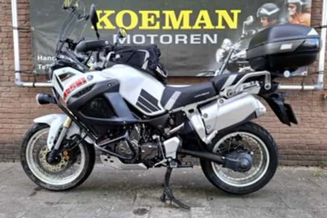 Yamaha XT 1200 Z Super Tenere (2012) thumbnail 1