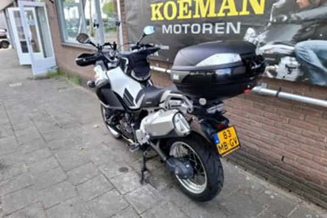 Yamaha XT 1200 Z Super Tenere (2012) thumbnail 6