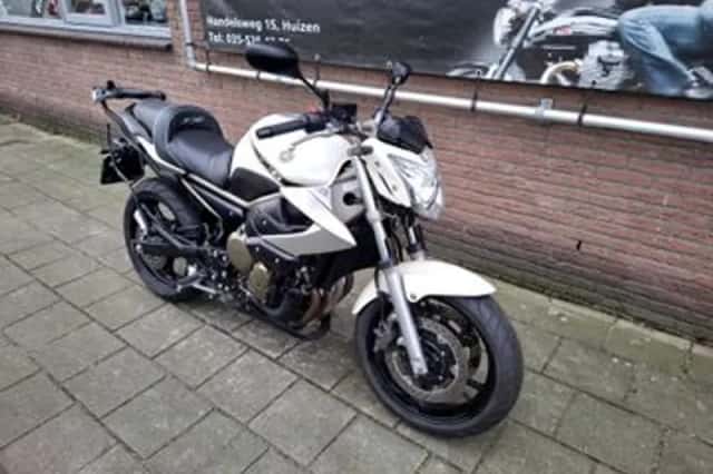 Yamaha XJ6 (2009) thumbnail 2