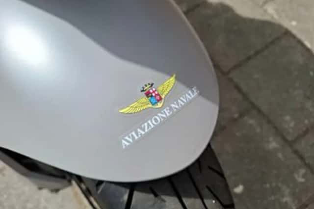 Moto Guzzi V100 Mandello (2023) thumbnail 4