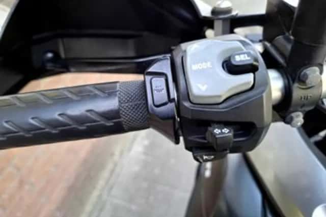 Suzuki V-Strom 1000 (2018) thumbnail 6