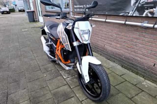 KTM 690 Duke (2013) thumbnail 3