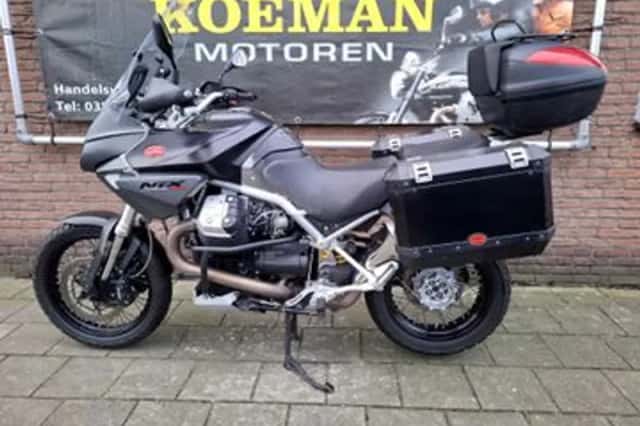Moto Guzzi Stelvio 1200 V4 (2012) thumbnail 1