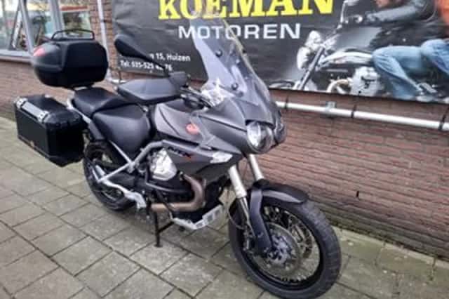 Moto Guzzi Stelvio 1200 V4 (2012) thumbnail 2