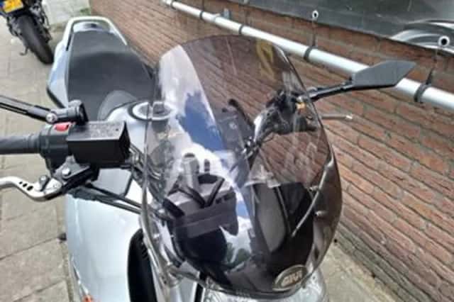 Suzuki GSR600 (2007) thumbnail 3