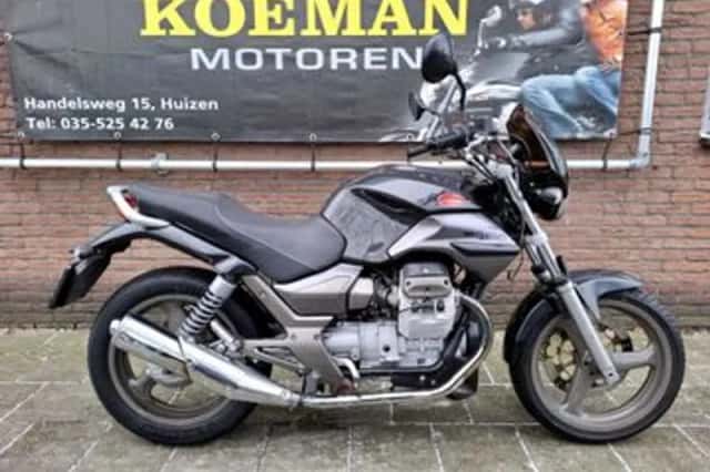 Moto Guzzi Breva 750 (2004) thumbnail 1